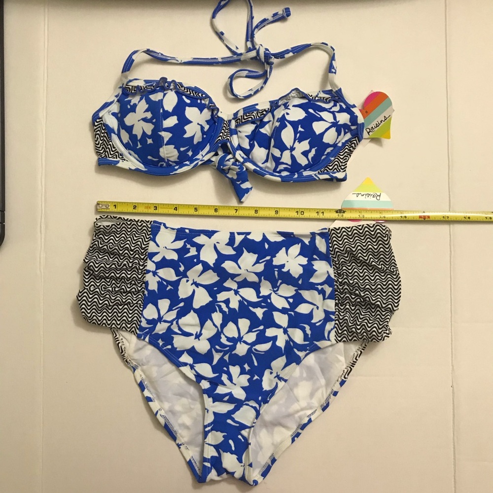 Raisins bikini 👙 set - Picture 2 of 5